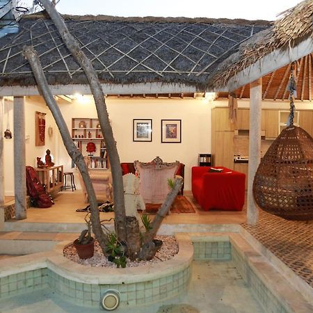 Villa Sentosa, Cheerful 3-Bedroom Villa With Pool Gili Trawangan Exterior photo
