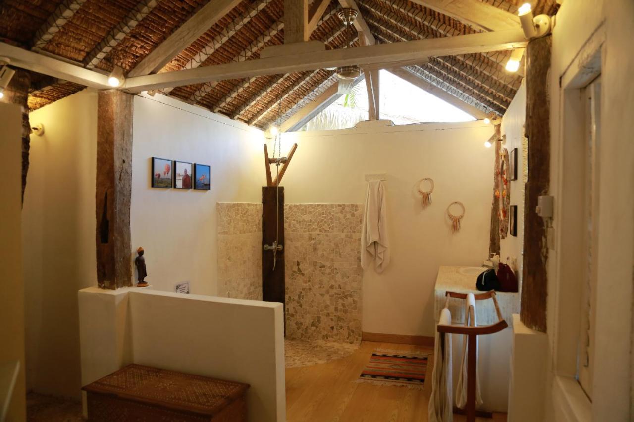 Villa Sentosa, Cheerful 3-Bedroom Villa With Pool Gili Trawangan Exterior photo
